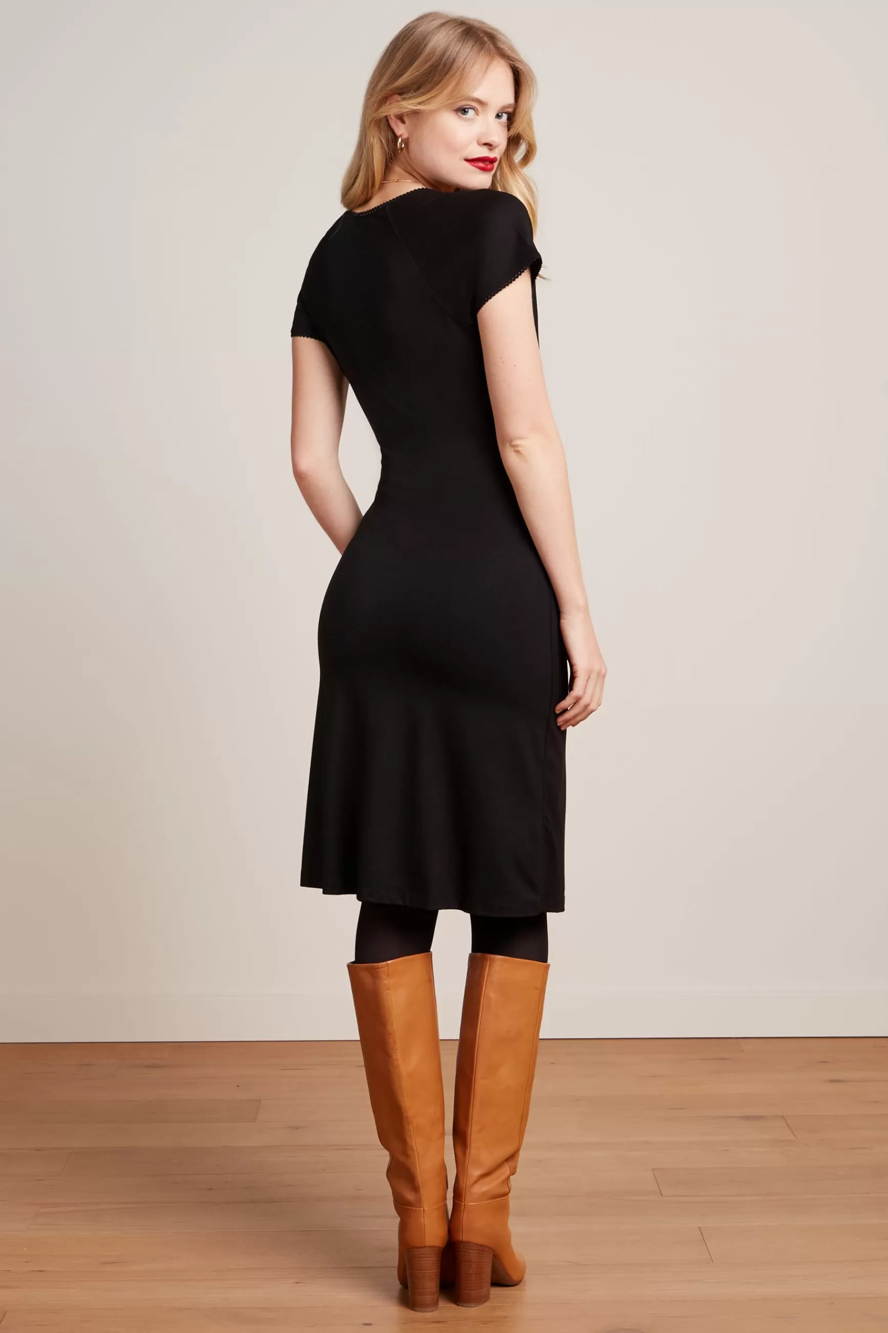 cross_dress_viscose_classic_3.webp DAMES King Louie Cross Dress Viscose Classic