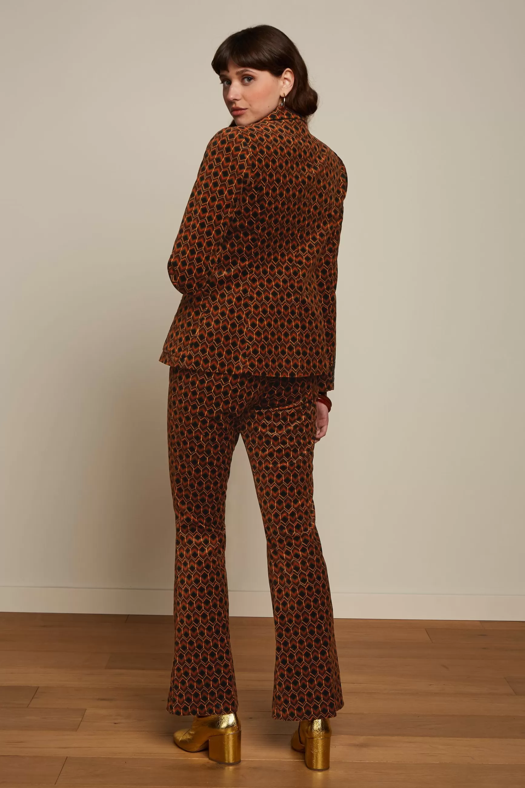 marcie_flared_pants_quentin_3.webp DAMES King Louie Marcie Flared Pants Quentin